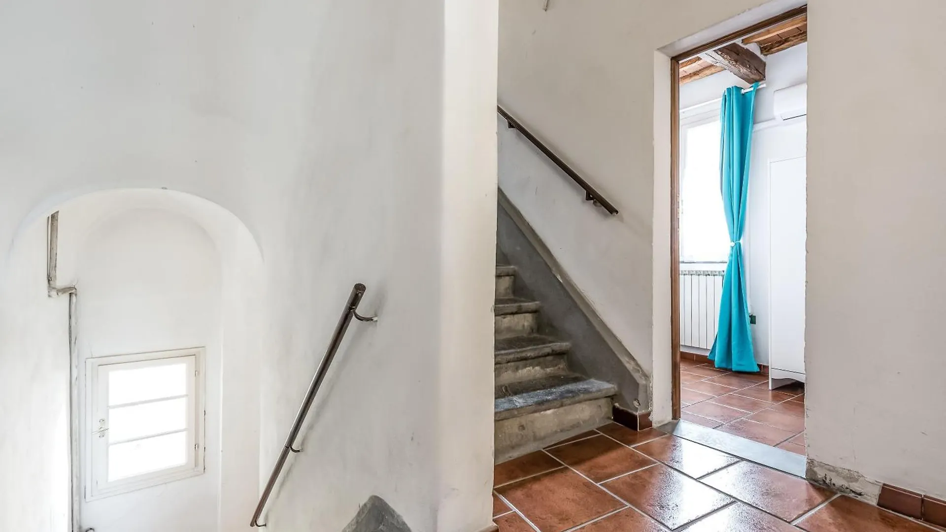 Hostly-Maison L'Arancio-Large House Near The Tower Pisa 0*,
