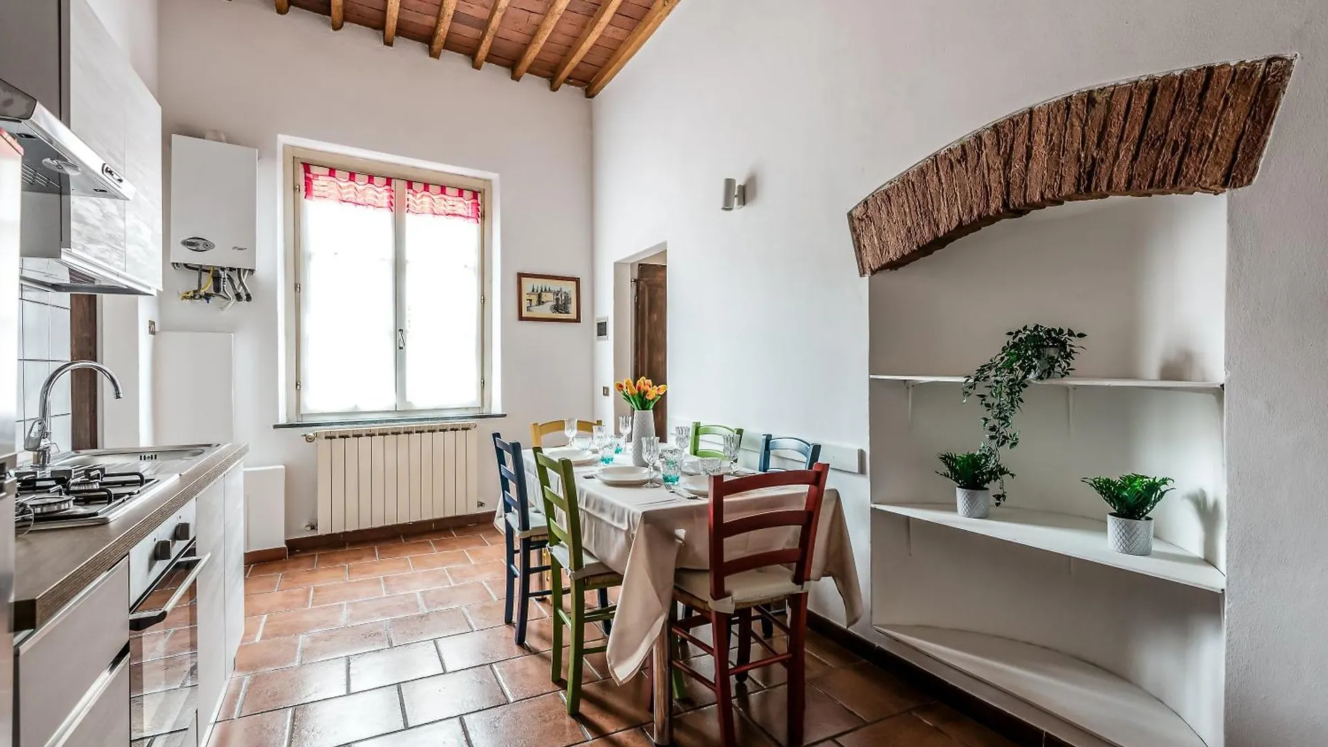 Hostly-Maison L'Arancio-Large House Near The Tower Pisa Apartment