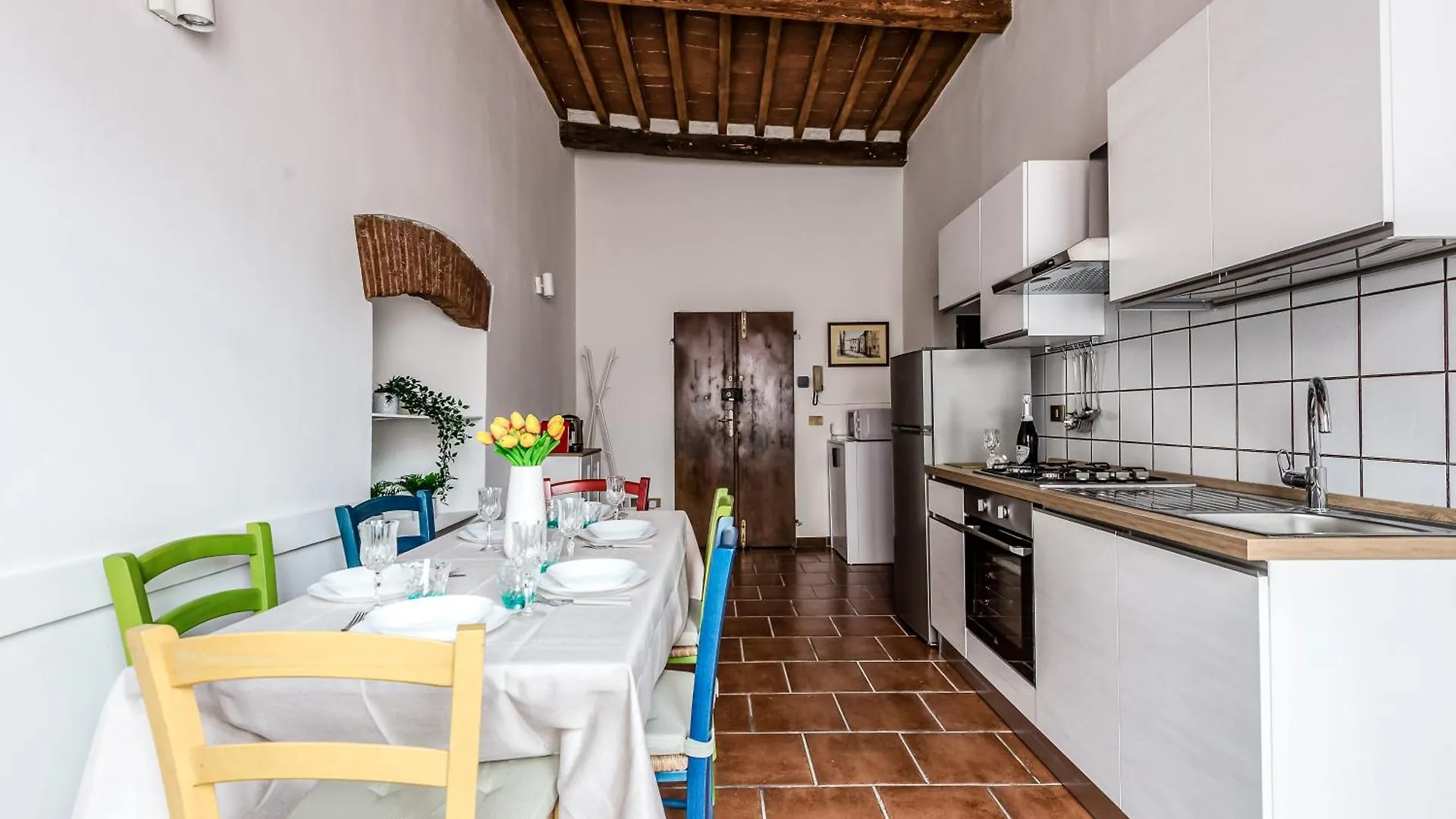 Apartment Hostly-Maison L'Arancio-Large House Near The Tower Pisa