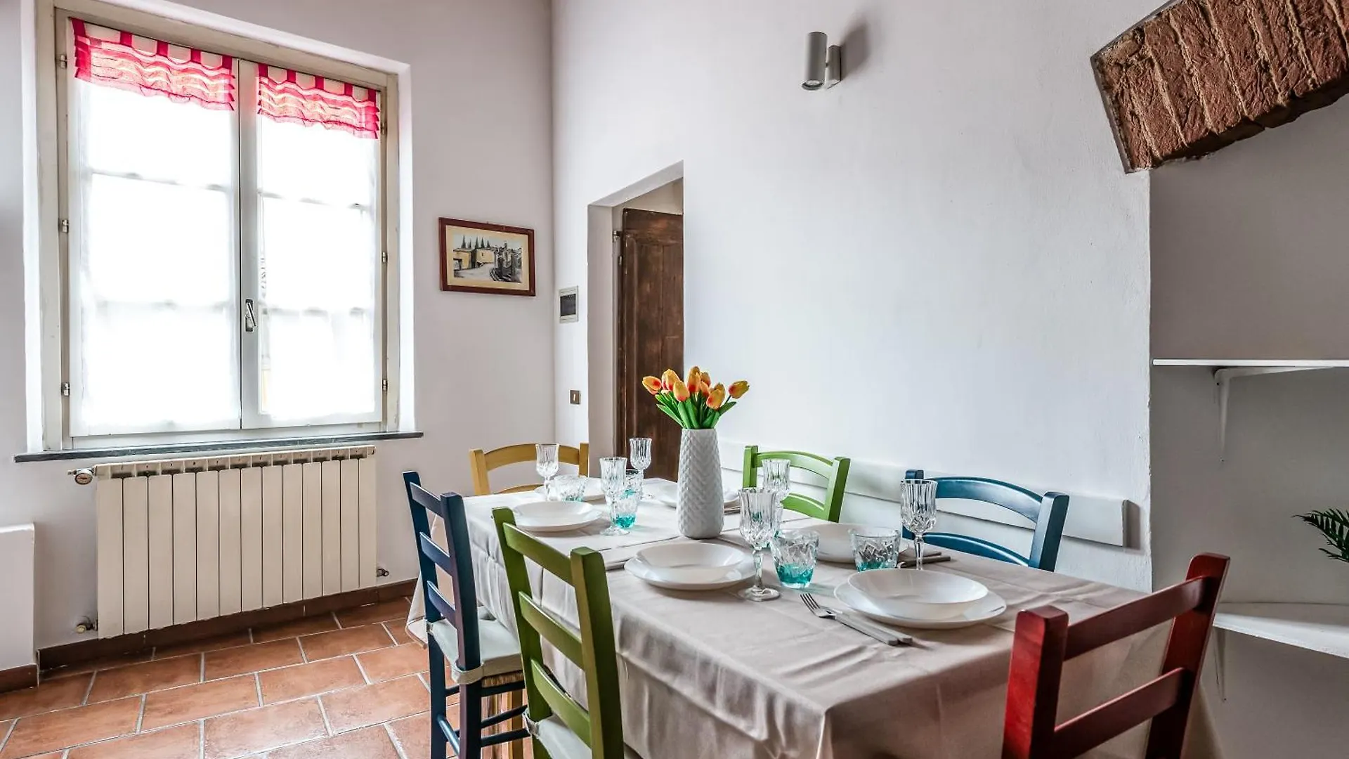 Apartment Hostly-Maison L'Arancio-Large House Near The Tower Pisa Italy